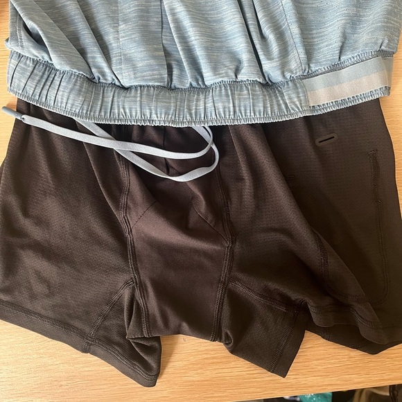 Lululemon Men’s Lined Shorts Small Teal - Picture 3 of 8